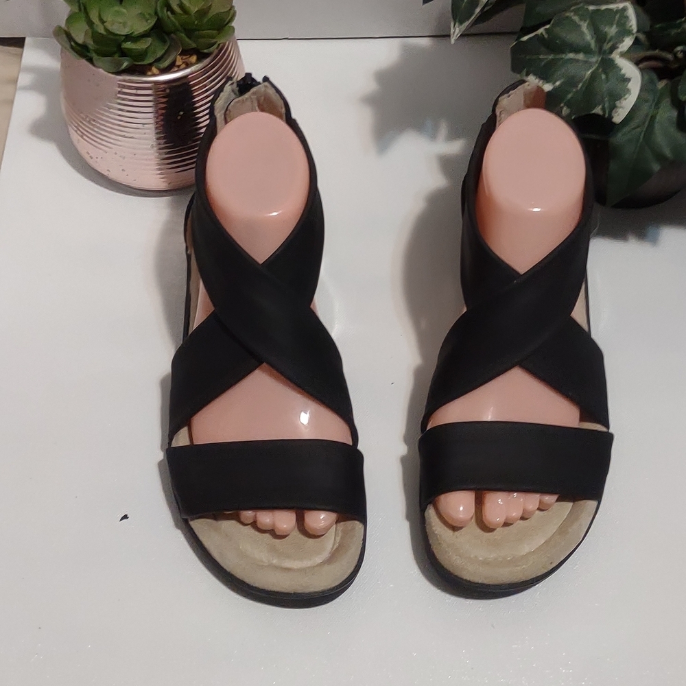 Women's Black Sandals